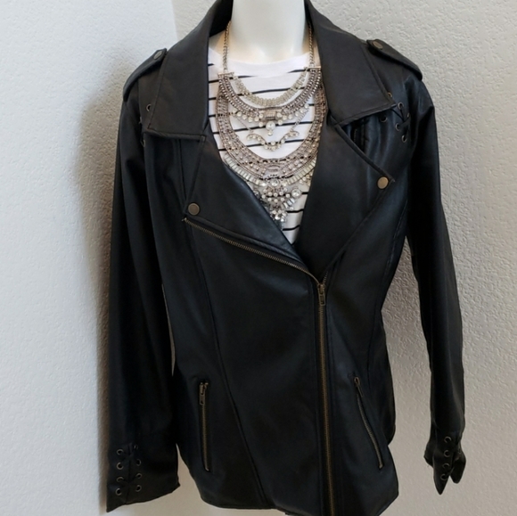 Faux leather jacket - Picture 3 of 8